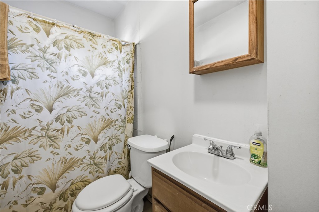 456 Ulysses Street Property Photo 9