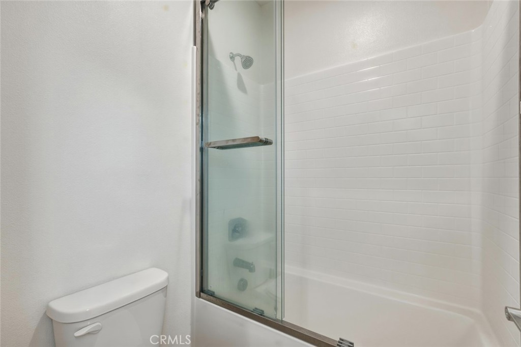2532 E Harper Property Photo 42