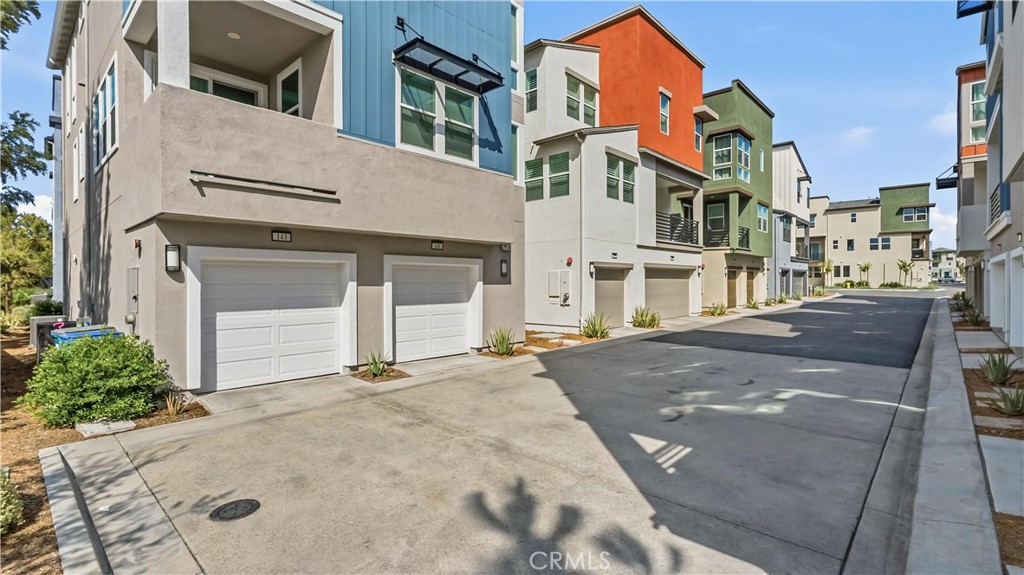 143 Fable Property Photo 3