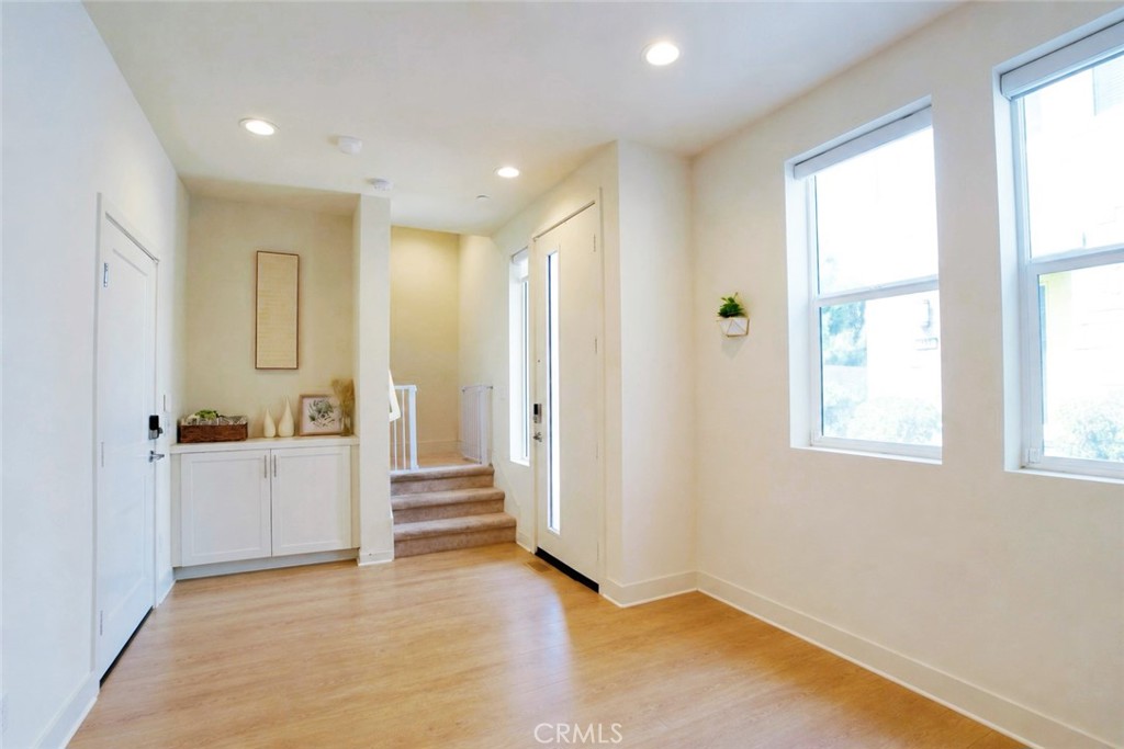 143 Fable Property Photo 4