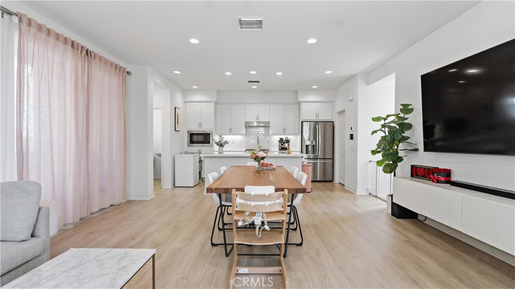143 Fable Property Photo 10