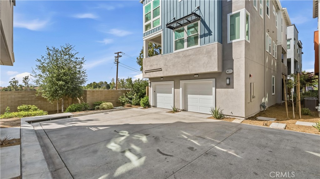 143 Fable Property Photo 34