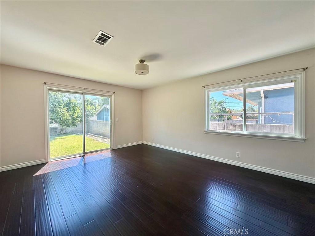 274 S Craig Avenue Property Photo 15