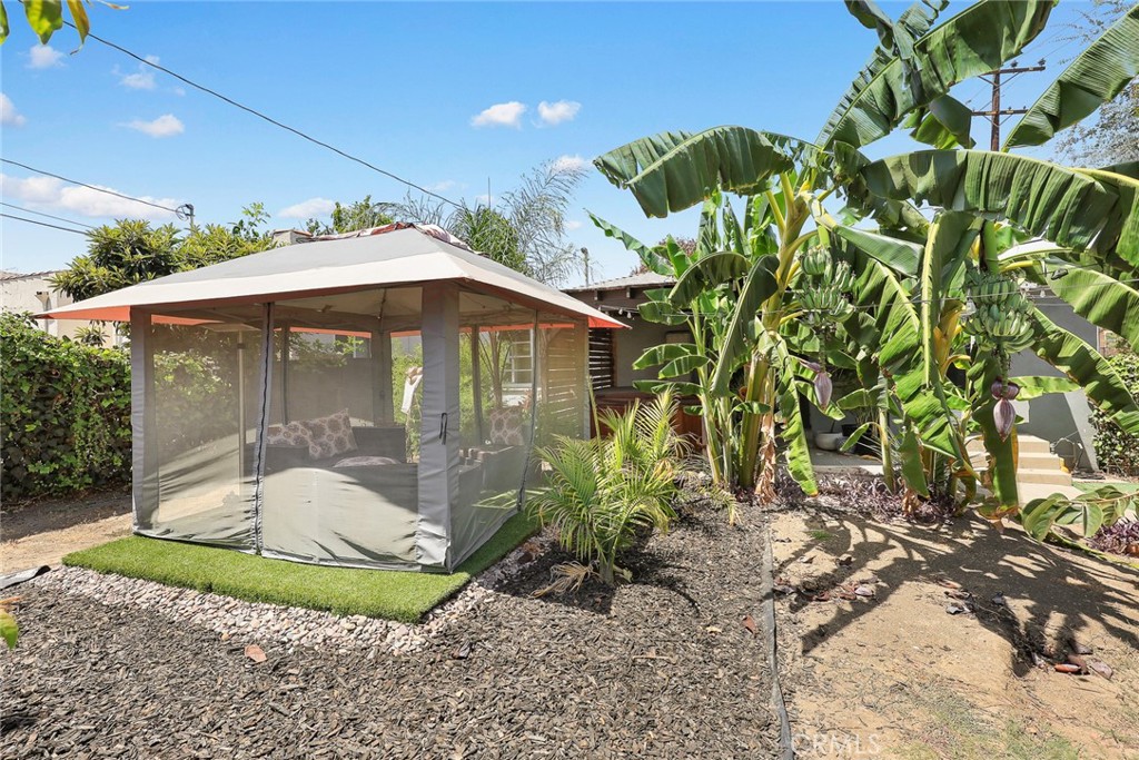 2500 Carlos St Property Photo 33