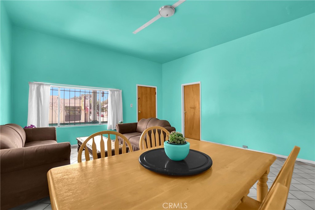 1465 W Temple Street Property Photo 10