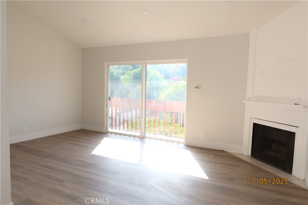 1064 S Garfield Property Photo 2