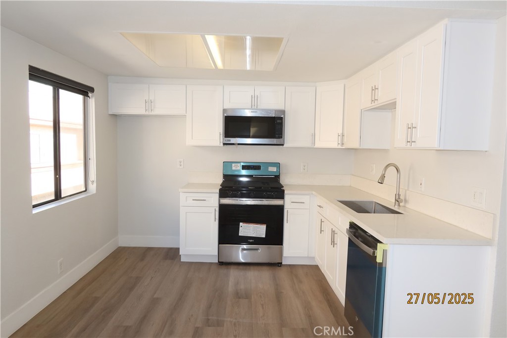 1064 S Garfield Property Photo 3