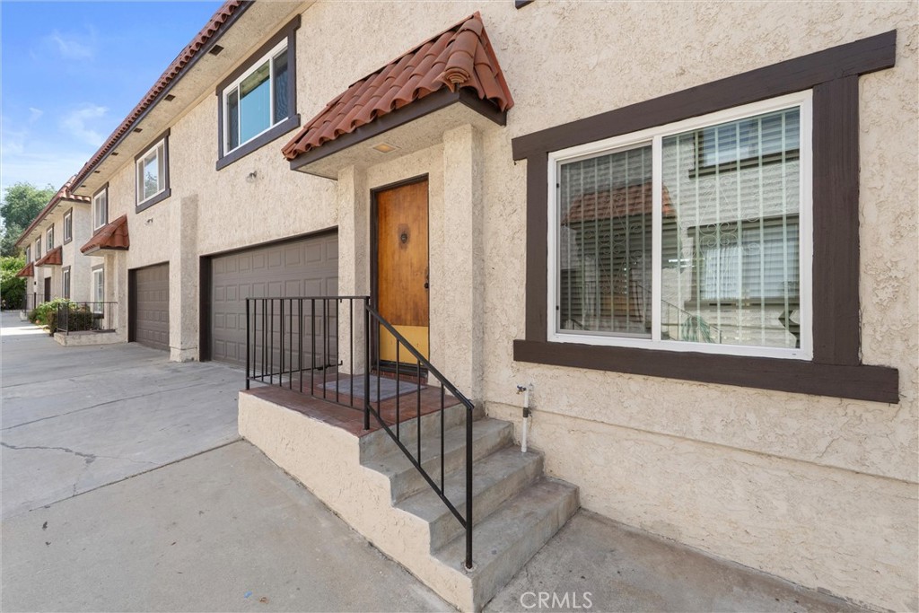 520 E Graves Avenue A Property Photo 1