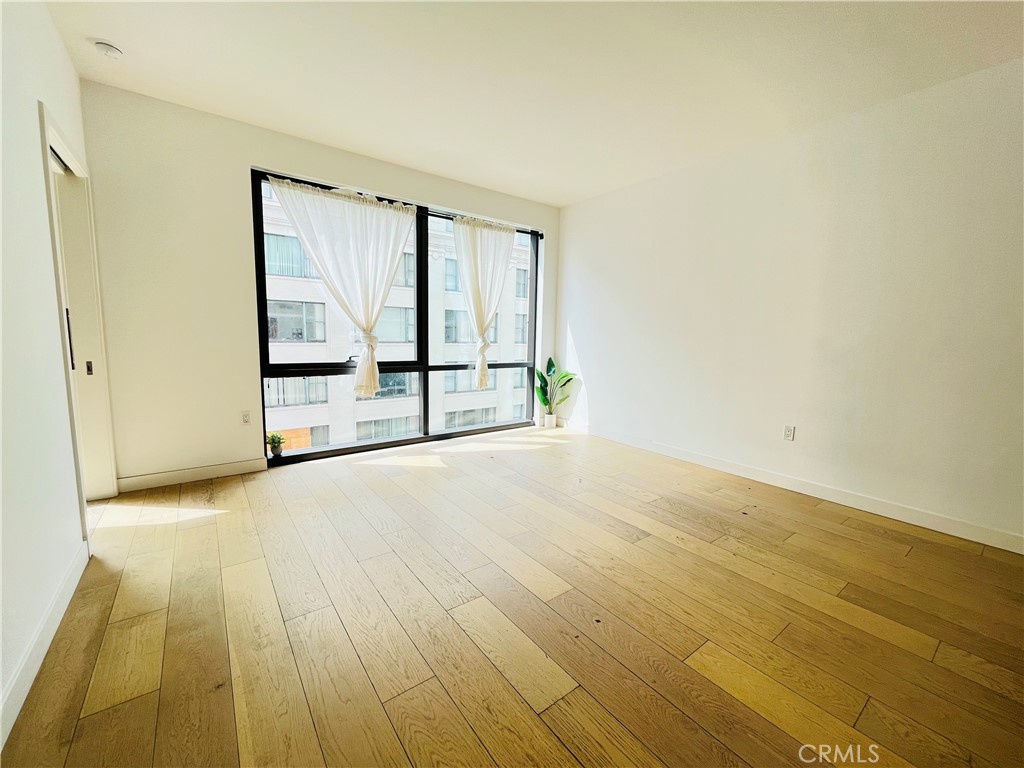 400 S Broadway 814 Property Photo 12
