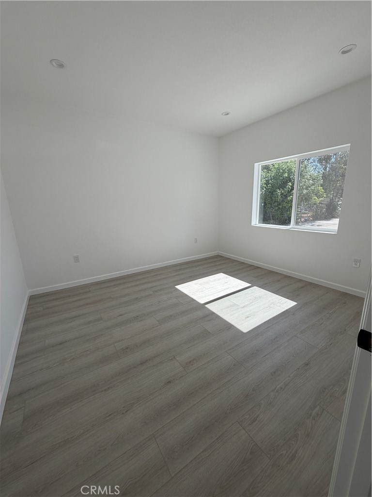 236 S 1st Property Photo 4