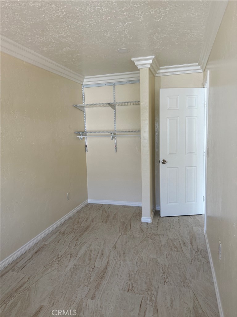 7632 Crescent 10 Property Photo 6