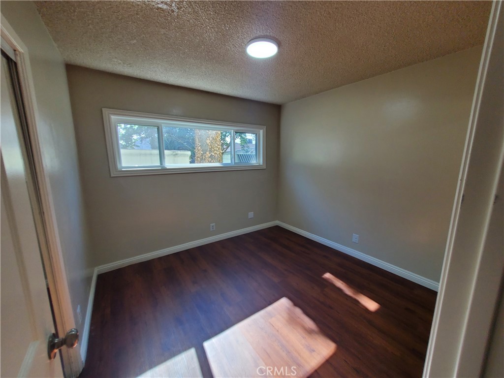 9070 Huntington Drive 6 Property Photo 5