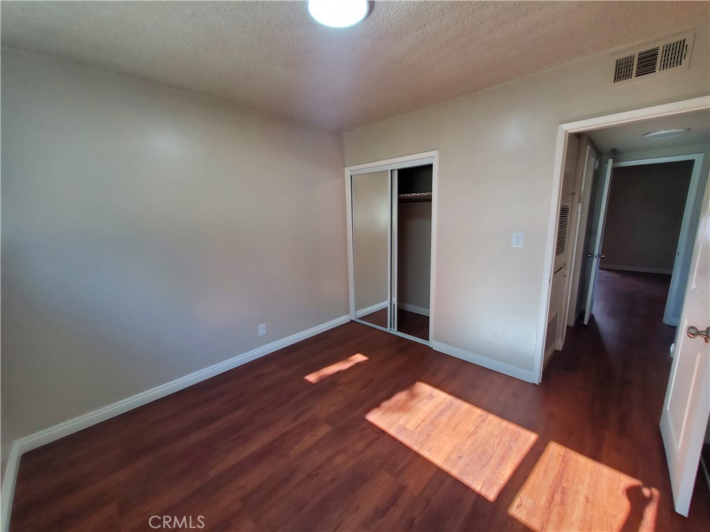9070 Huntington Drive 6 Property Photo 6