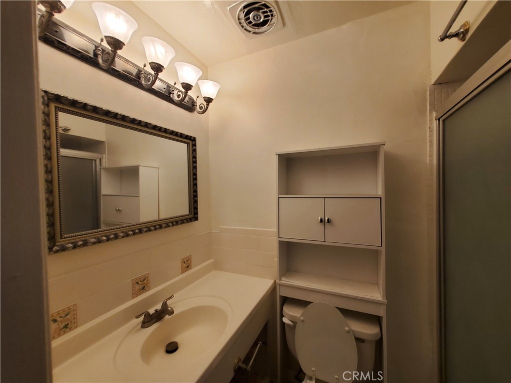 9070 Huntington Drive 6 Property Photo 21