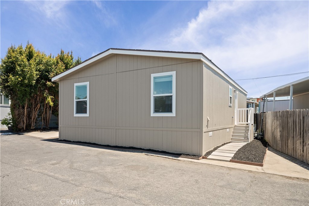 1255 Orcutt Road B19 Property Photo 2