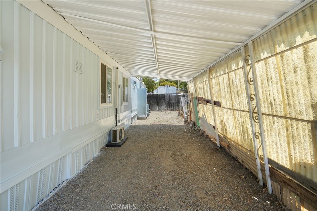 2150 S San Jacinto Avenue 28 Property Photo 5