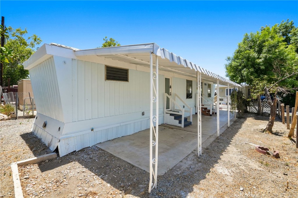 2150 S San Jacinto Avenue 28 Property Photo 23