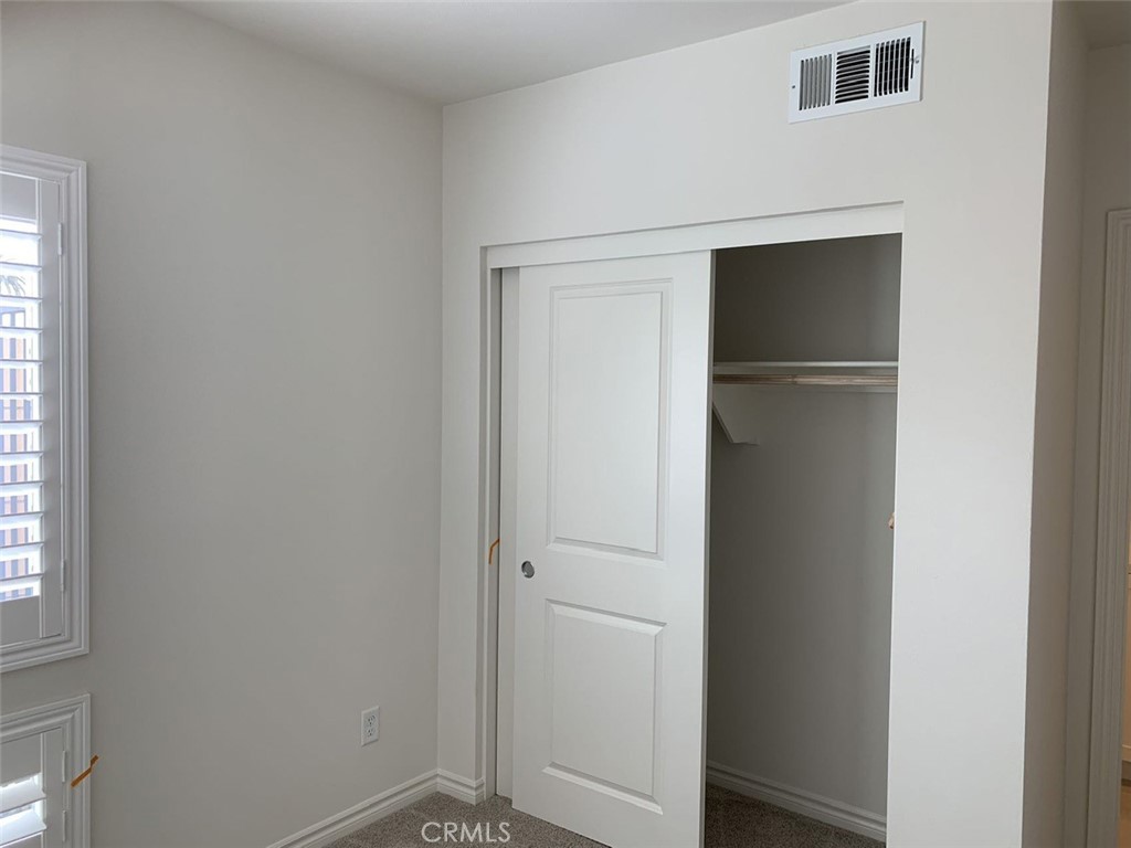11456 Artesia Property Photo 5