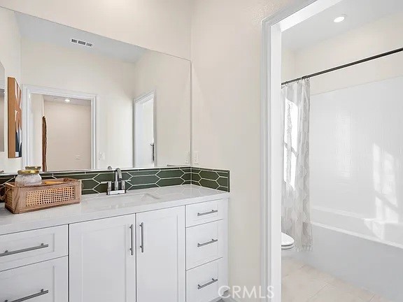 11456 Artesia Property Photo 9