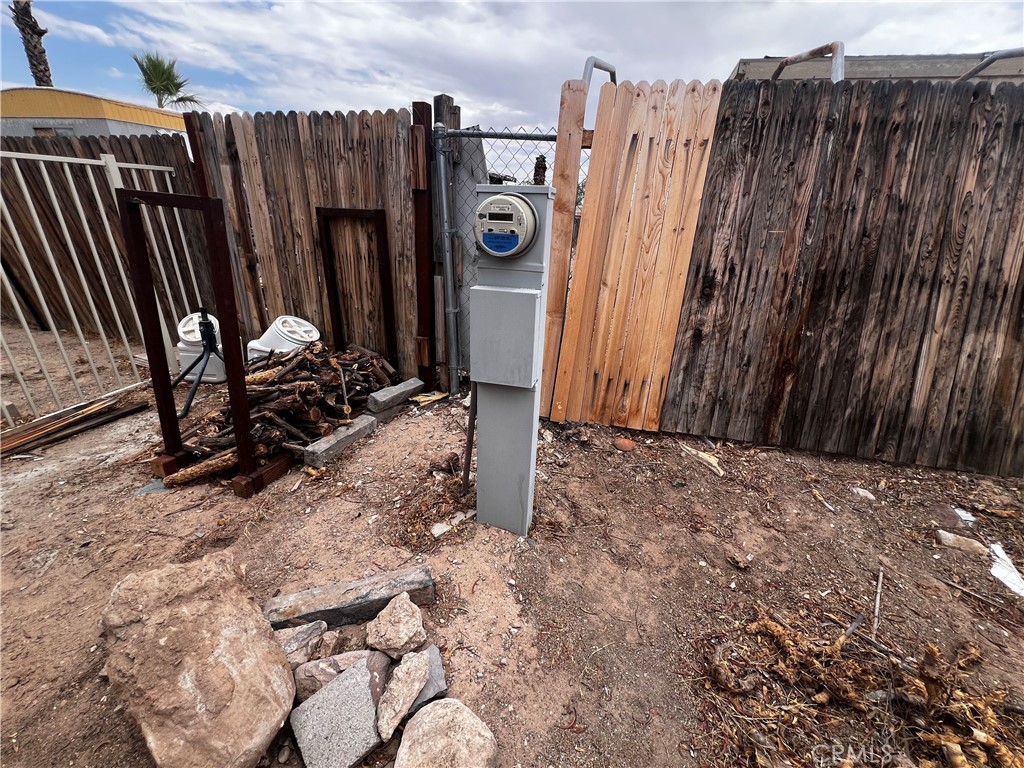 1225 Desert Property Photo 12
