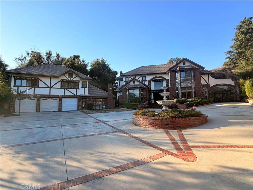 5190 Via Del Valle Property Photo 1