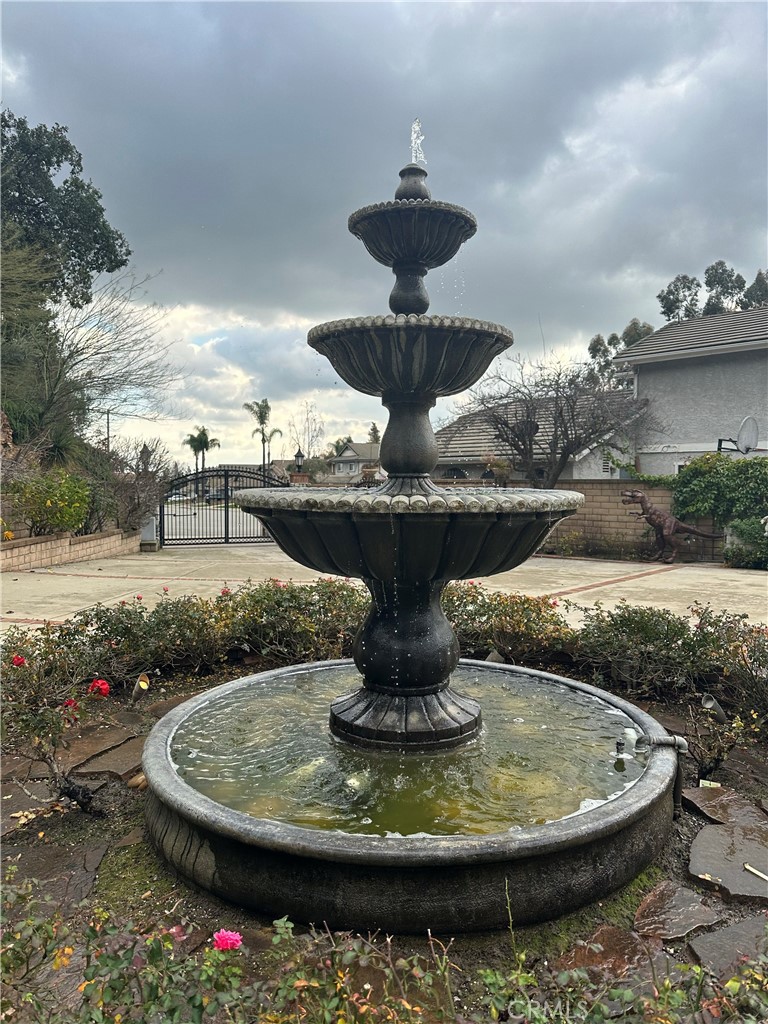 5190 Via Del Valle Property Photo 4