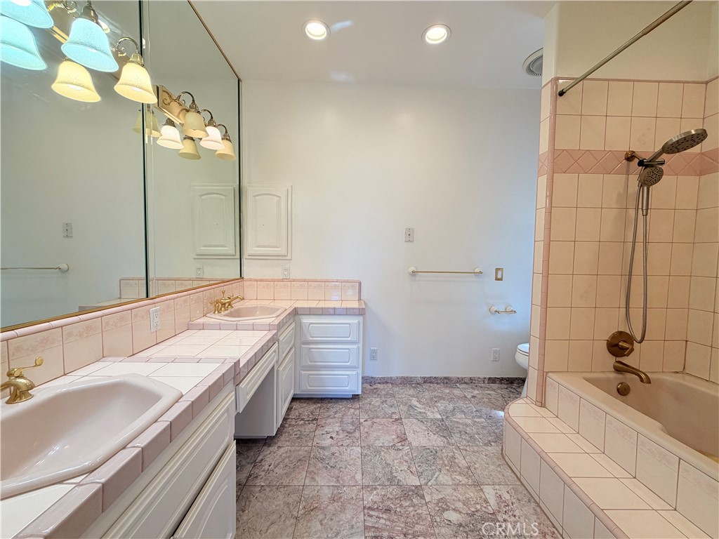 5190 Via Del Valle Property Photo 11