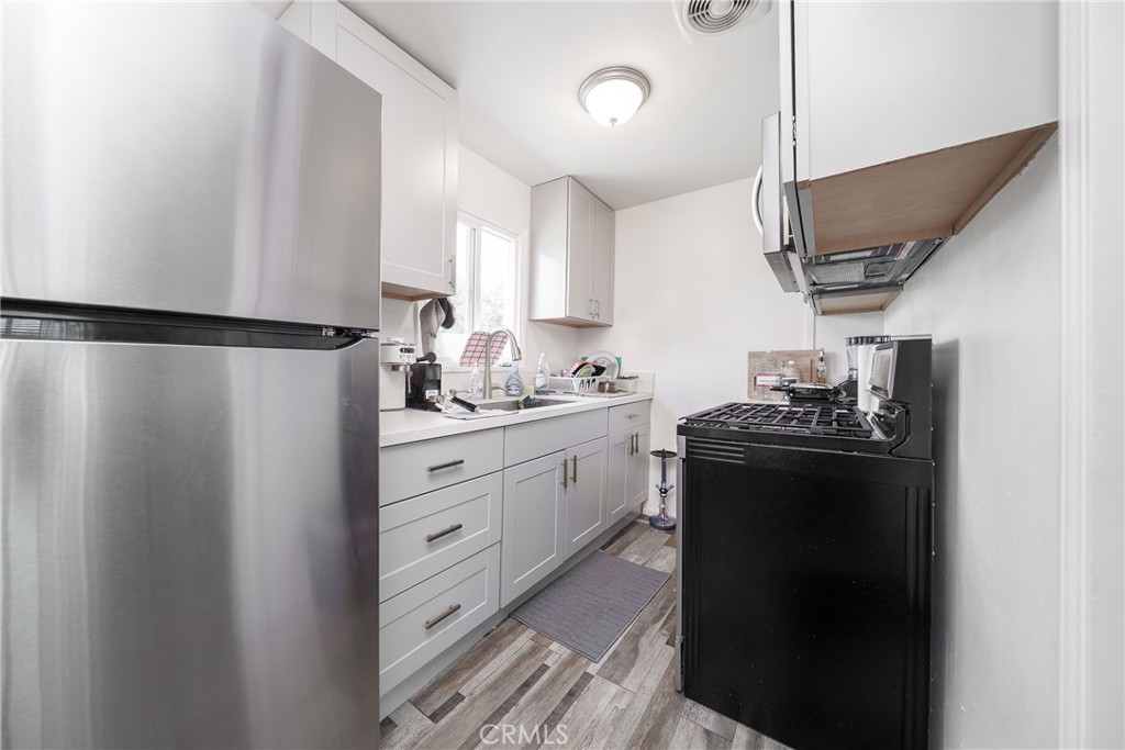 3733 Blanche Street Property Photo 25