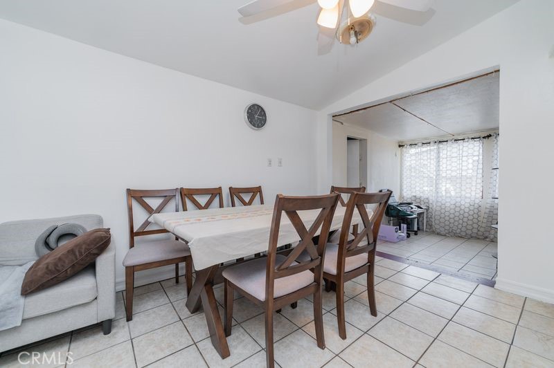 443 N Begonia Property Photo 5