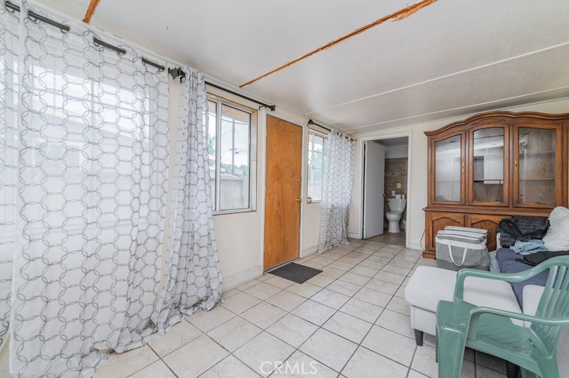 443 N Begonia Property Photo 11