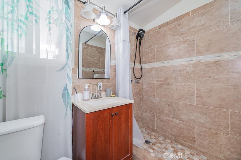 443 N Begonia Property Photo 16