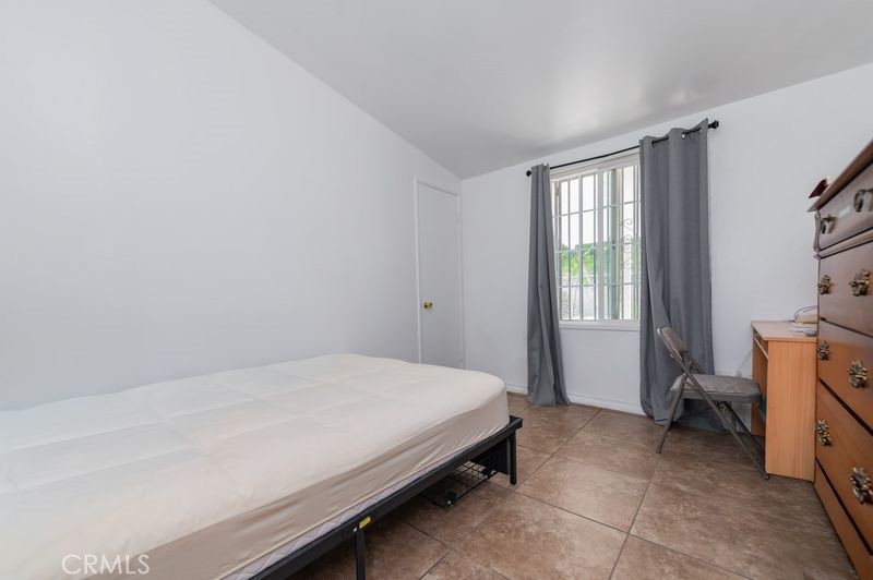 443 N Begonia Property Photo 17