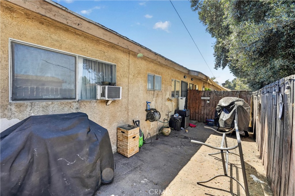 805 E 8th Street Property Photo 22