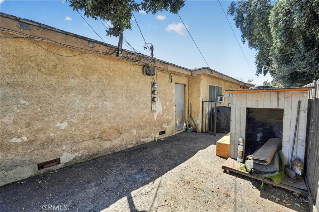 805 E 8th Street Property Photo 26