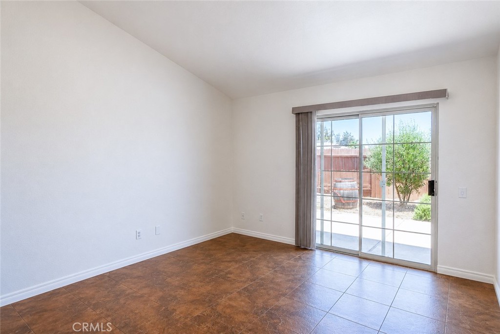 42375 Carino Property Photo 16
