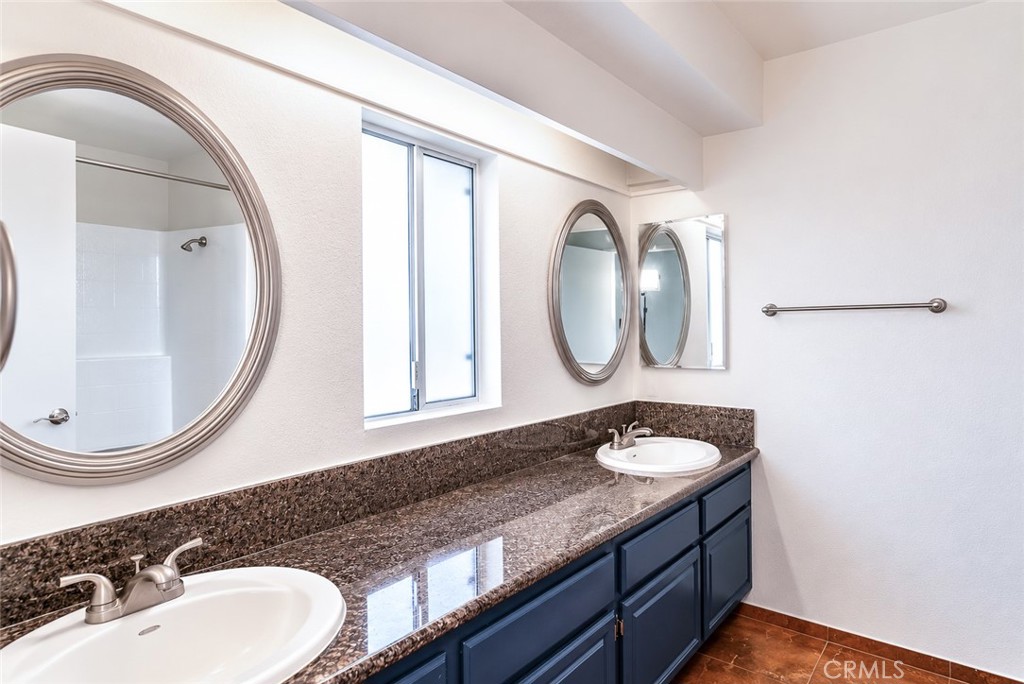 42375 Carino Property Photo 18