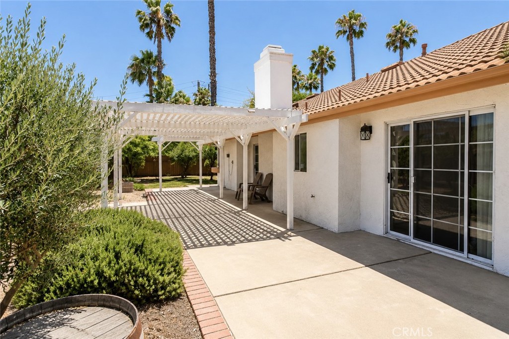 42375 Carino Property Photo 22