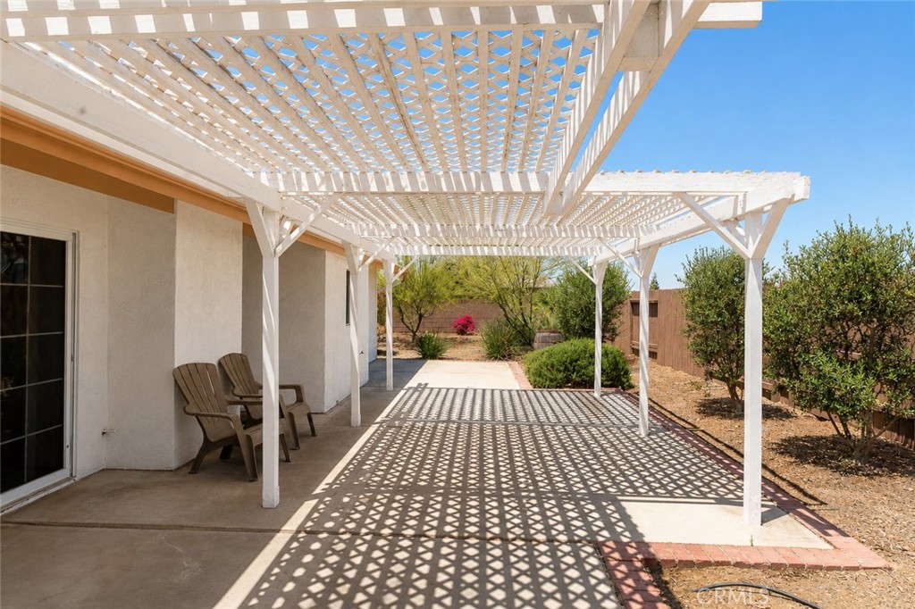 42375 Carino Property Photo 25