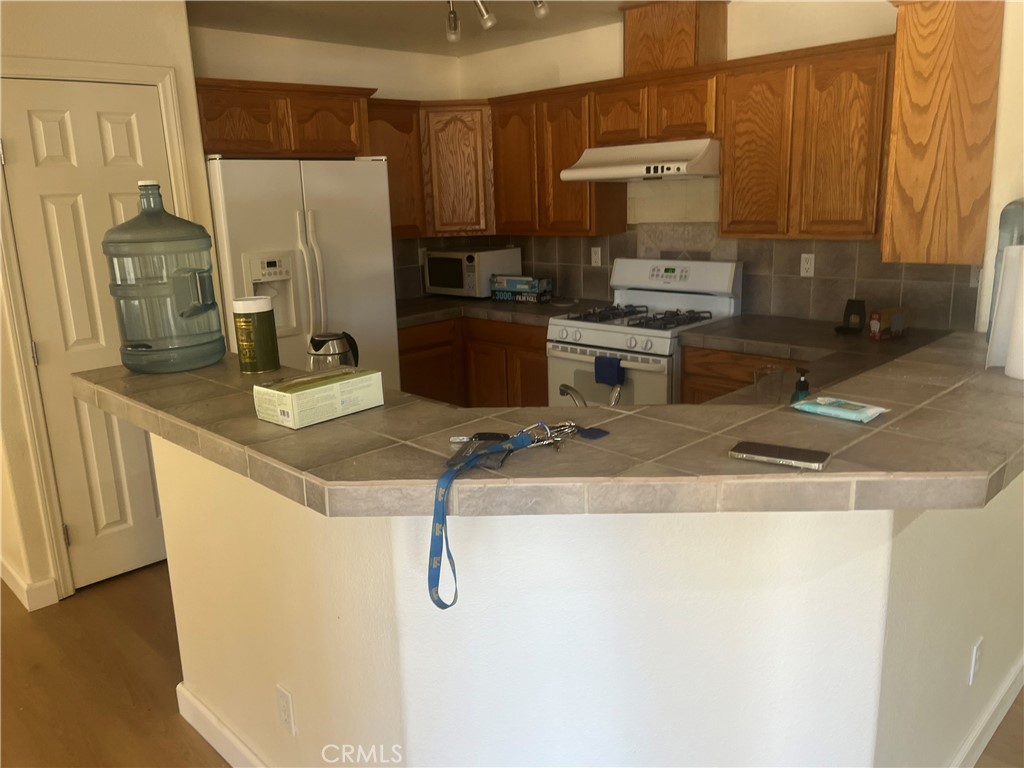 57470 Crestview Property Photo 8