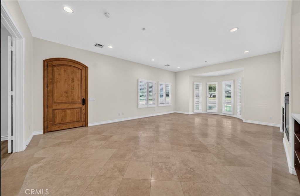 788 Manley Drive Property Photo 6