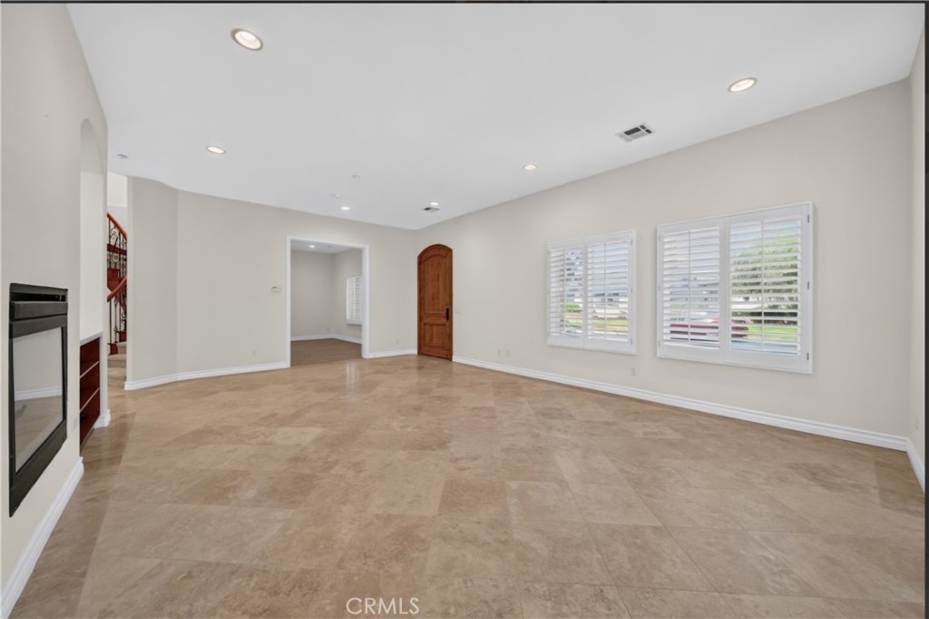 788 Manley Drive Property Photo 7