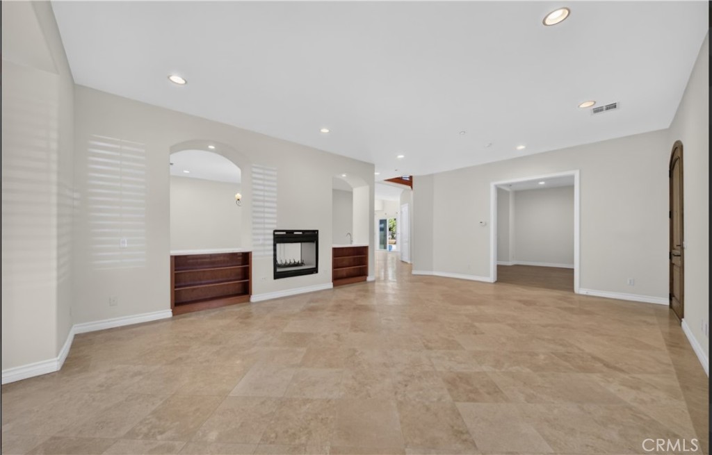 788 Manley Drive Property Photo 9