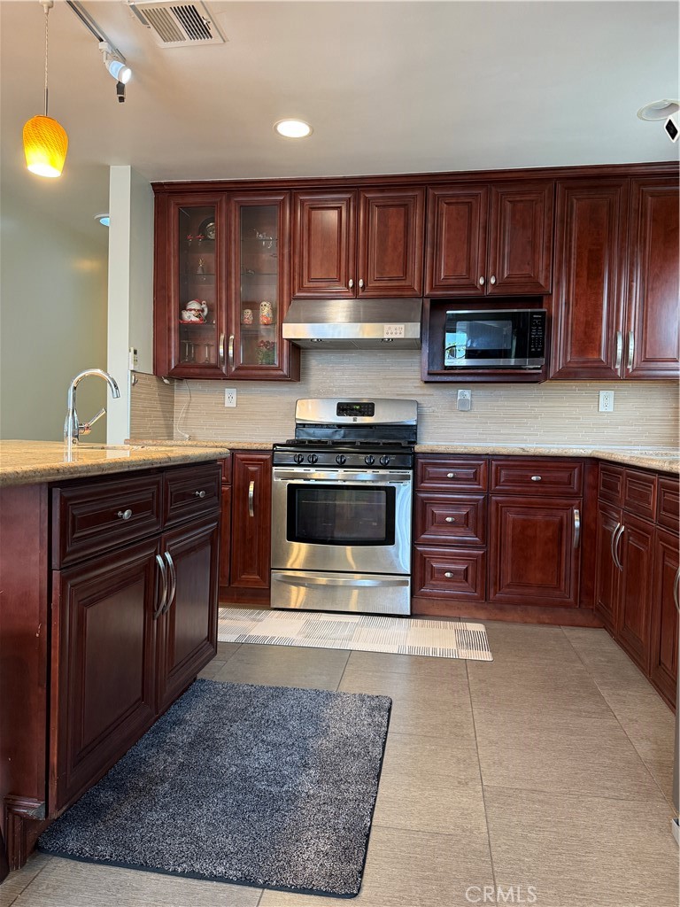 830 N Olive Property Photo 12