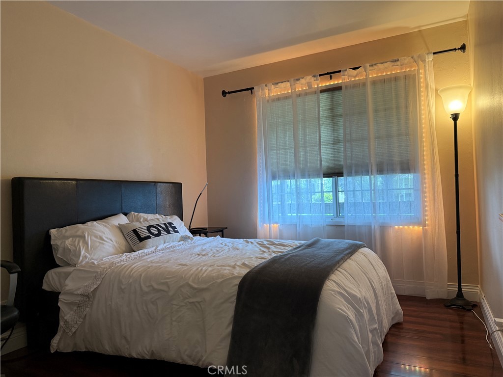 830 N Olive Property Photo 23