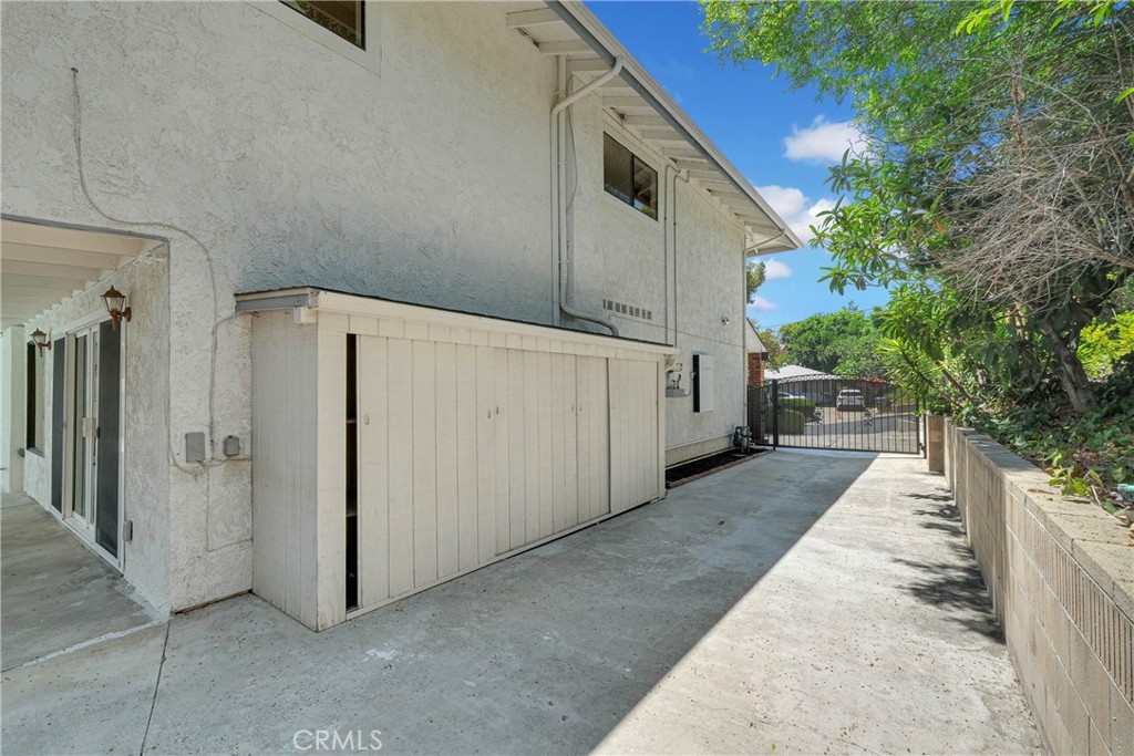 191 Roca Way Property Photo 25