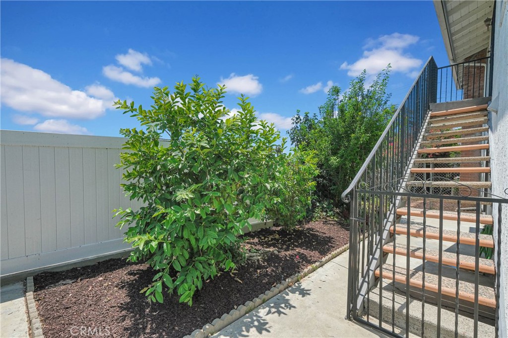 191 Roca Way Property Photo 27