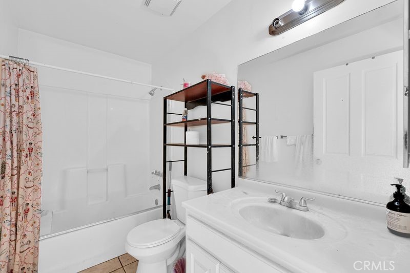 225 N Baltimore A Property Photo 10