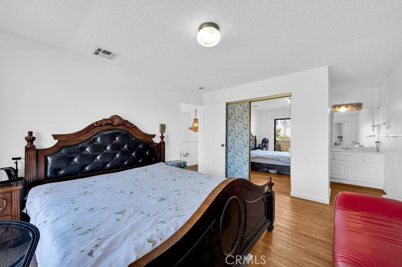 225 N Baltimore A Property Photo 12