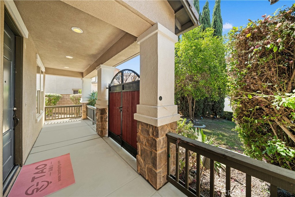 13112 Dancy Street Property Photo 3