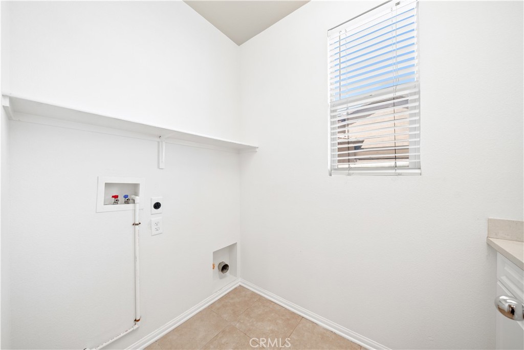 13112 Dancy Street Property Photo 16